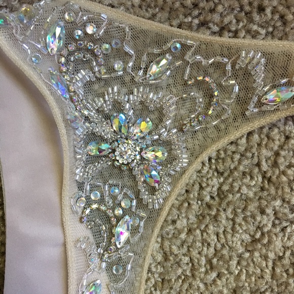 Iced champagne trumpet evening gown - Picture 4 of 8